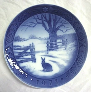 Royal Copenhagen Christmas Plate Hare in Winter Vintage 1971 Denmark Kai Lange - Picture 1 of 7