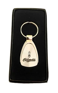 Oldsmobile Metal Engraved Key Ring Keychain Heavy Duty . New Cond - Bild 1 von 2