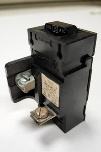 Disyuntor Pushmatic P115 120v 15a SP - Imagen 1 de 2