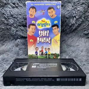 The Wiggles - Space Dancing VHS Tape 2003 Never Seen On TV Kids Cartoon Show - Picture 1 of 8
