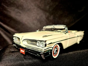 Danbury Mint 1959 Pontiac Bonneville Convertible White 1:24 Scale Inv. #3568 - Picture 1 of 10