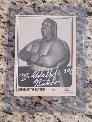 Tarjeta de lucha libre firmada automáticamente por Abdullah the Butcher 1981 revista anual de lucha libre Foto 1 de 2