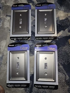 4 Amerelle Wandplatten 1 Knebel Gebürstetes Nickel Stahl Steckdosenabdeckungen Chelsea  - Bild 1 von 1