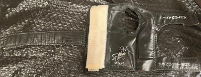 MUÑEQUERA BOWLING PARA ZURDOS -usada Foto 1 de 4