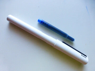 Original Geha Patronenfüller weiß mit Großraumpatrone GEBRAUCHT - Bild 1 von 2