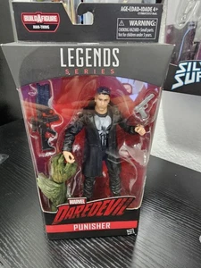 Figura Punisher Marvel Legends Man Thing BAF NUEVO Sellado Netflix Daredevil - Imagen 1 de 2