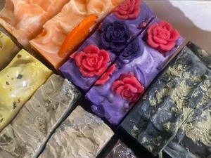 25 Private Label Handmade Soaps at Wholesale price/RRP 225 - Picture 1 of 6