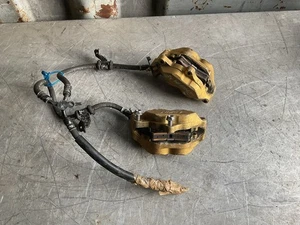 Pinzas Nissin doradas Honda CBR900 RRY / RR1 2000/2001 ¡400 millas desde nuevas! - Imagen 1 de 5