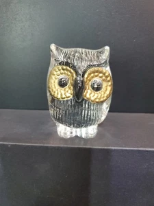 Estatuilla pisapapeles de vidrio artístico búho transparente dorado MCM 3"T 1,5" W 2" L sin marca - Imagen 1 de 6