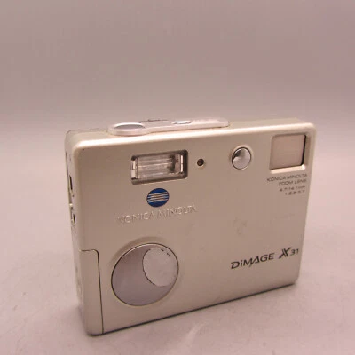 Minolta Dimage X31 3.2MP Compact Digital Camera Silver Tested - Image 1 of 4