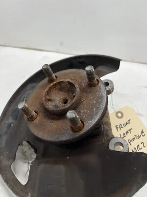 Driver LH Left FRONT Spindle With Hub OEM 2000 2005 Toyota MR2 SPYDER 01 02 03 - Image 1 of 4