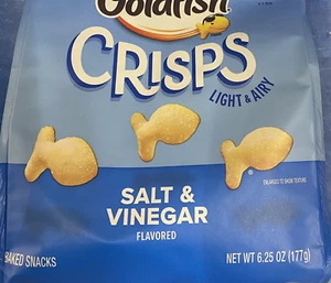 Pepperidge Farm Goldfish Light & Airy Baked Crisps SALT & VINEGAR 6.25 oz Bag - Picture 1 of 2