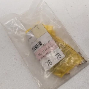JOHN DEERE 57M7421 ELECTRIC CONNECTOR HOUSING PINS CONTACT CONNECTOR 4 Oem New - Picture 1 of 3