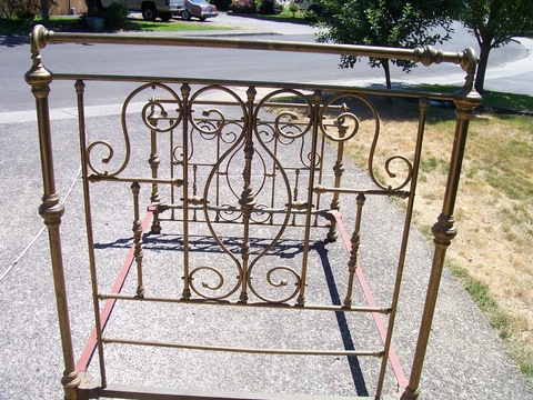 Late 1800's Victorian ANTIQUE Beautiful Brass Bed (full size) AS-IS Cover
