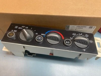 New AC Delco 19425050 HVAC Control Panel 96-00 GM trucks With Rear Defrost - Image 1 of 3