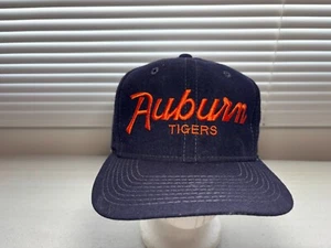 Vintage Auburn Tigers Schriftzug Mütze Sport Spezialitäten Druckknopflasche Wolle (gebrochener Riemen) - Bild 1 von 14