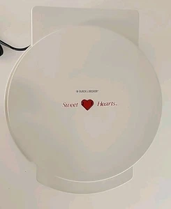 Black & Decker Sweet Hearts Waffle Maker Model G12 Heart VTG TESTED - Picture 1 of 8