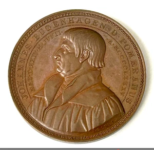 ALEMANIA HAMBURGO BUGENHAGEN 400 CUMPLEAÑOS MEDALLA BRONCE 1885 - 42mm - Imagen 1 de 2