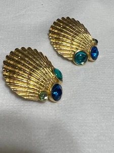 Orecchini Vintage Corona Trifari Aqua Conchiglia Tono Oro - Foto 1 di 14