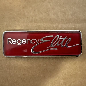 OLDSMOBILE OLDS REGENCY ELITE EMBLEM ORNAMENT OEM " regency elite " Free SH - Bild 1 von 24