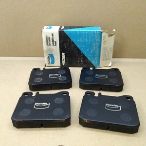 KIT PASTIGLIE FRENO ANT PER MERCEDES CLASSE S W126 BENDIX PER A0004205920 - Picture 1 of 7