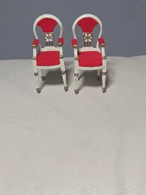 Sillas de comedor de colección ideales para casa de muñecas Petite Princess muebles  Foto 1 de 4