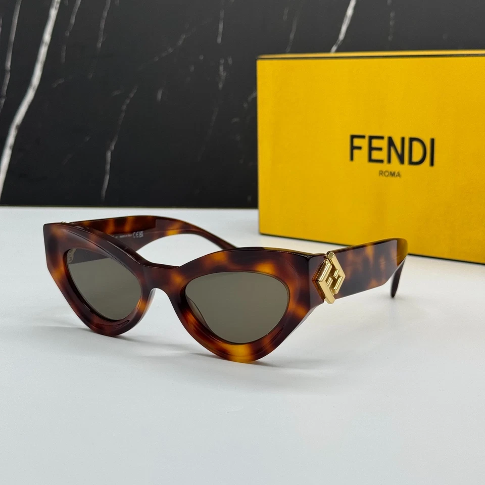 Fendi FE40146I-53N Sunglasses 52mm 100 Authentic