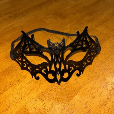 Máscara de renda de morcego preto sexy máscara de olho feminina festa fantasia de Halloween - Imagem 1 de 4