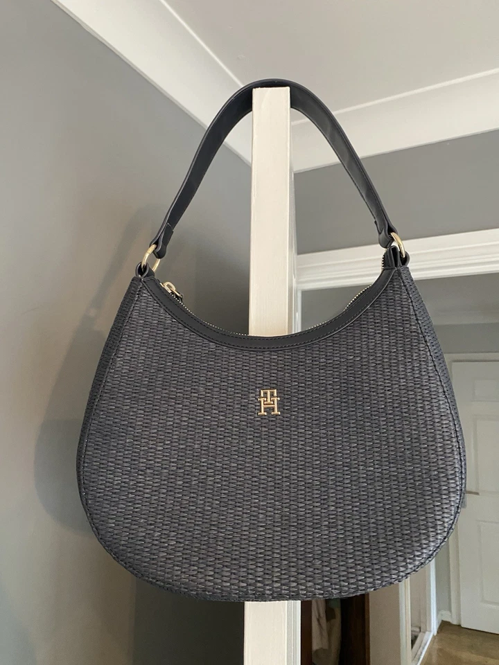 Tommy Hilfiger City Raffia Medium Shoulder Bag Navy New RRP£130 - Image 1 of 4