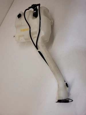 Ford Explorer 2016 2017 2018 2019 depósito de lavado  Foto 1 de 4