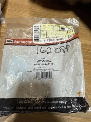 New OEM WT-56853 Ford  04 Crown Victoria Fuel Pump Wiring Harness 4W7Z-14A411-B - Image 1 of 4