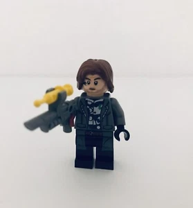 NEW LEGO Rainn Delacourt Minifigure Jurassic World 76945 76948 jw077 - Picture 1 of 1