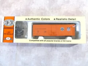 1/87 HO Scale Vintage Con-Cor SP/UP Pacific Fruit Express 40 ft Plug Dr. Boxcar - Picture 1 of 3