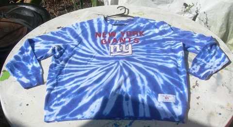 TOMMY HELFIGER & NFL SIZE 2XL MENS NEW YORK GIANTS TIE DIE SWEATER Cover