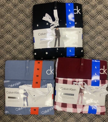 Juego de pijama polar para mujer Calvin Klein. 2 Piezas (Variedad Colores) Foto 1 de 4