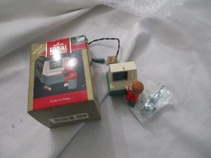 Ornamento ricordo Hallmark 1990 vintage - lettera a Babbo Natale, luce magica - Foto 1 di 2