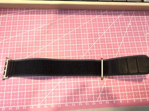 Genuine Apple Watch Band Trail Loop (49mm) Blue/Black M/L (Fits 145-220mm wrist) - Photo 1 sur 6