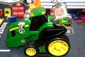 2005 Ertl Full Throttle John Deere Barnburners John Deere BB 6 1:64 - Bild 1 von 5