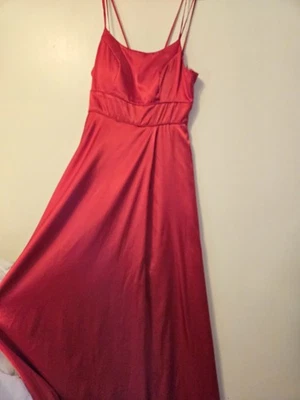 My Michelle Red Satin Long Formal Prom Evening Gown Sz 11 Pockets Fairy Festive  - Image 1 of 4