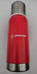Boeing 747-8 Thermos--Rosso e Argento--Alto 9,5"--Nuovo, mai usato--Spedizione gratuita - Foto 1 di 3