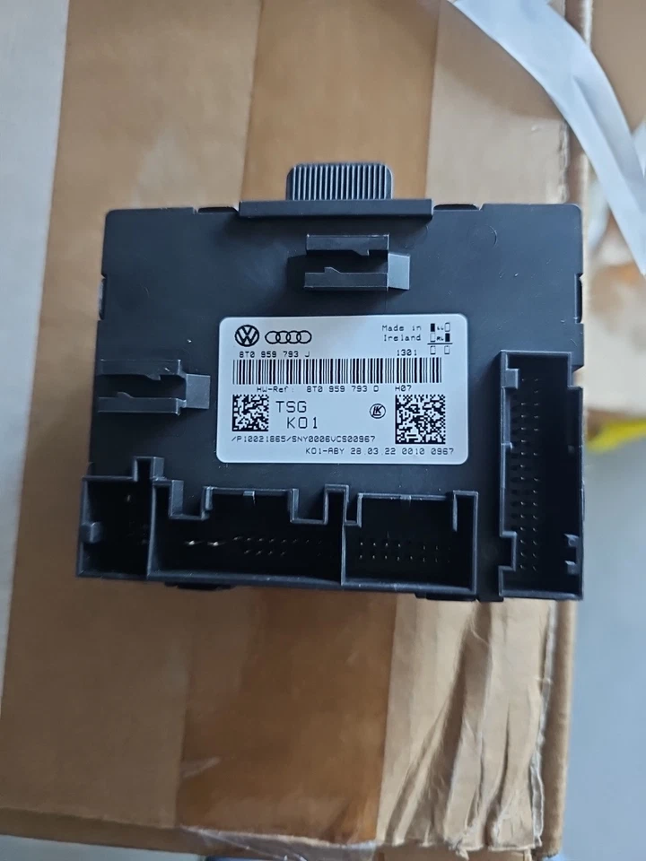 Centralina Porta Anteriore Sinistra Audi A5 8T 8T0959793J - Immagine 1 di 4