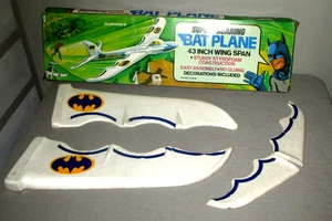1970- BATMAN- SUPER SOARING BAT PLANE- VINTAGE ACTION FIGURE TOY W-BOX-DURHAM - Picture 1 of 11
