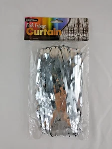 8' Silver Foil Fringe Door or Window Curtain Backdrop Party Décor 36" x 96" NEW - Picture 1 of 4