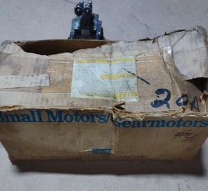 Motoriduttore elettrico Bodine 42D58EPM-E2 181HF4025 =nuovo vecchio magazzino= - Foto 1 di 11