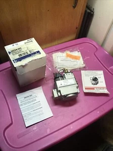 36C94-303 WHITE RODGERS Gas Valve, Intermittent/Proven Pilot, 1/2" X 3/4", Stra - Picture 1 of 9