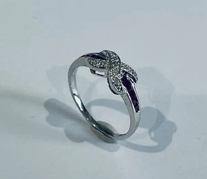 9ct Gold 375 White Diamond & Ruby Kiss Ring - Size N - UK Hallmark - Picture 1 of 4