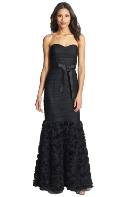 JS COLLECTION ~ Vestido Formal Rosetas Malla Negra Sirena Novia 10 NUEVO $400 Foto 1 de 4