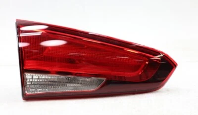 NUEVA LUZ TRASERA INTERIOR DEL LADO DEL CONDUCTOR OEM 92403B0600 para Kia Forte 2017-2018 Foto 1 de 4