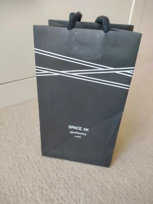 Space Nk Small Size Gift/Carrier Bag Black Paper Size 21x12x9cm — 第 1/4 张图片