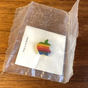 VTG Apple Computer Retro Rainbow Logo Lapel Pin Sealed 70s-80s Apple Collectible - Picture 1 of 3